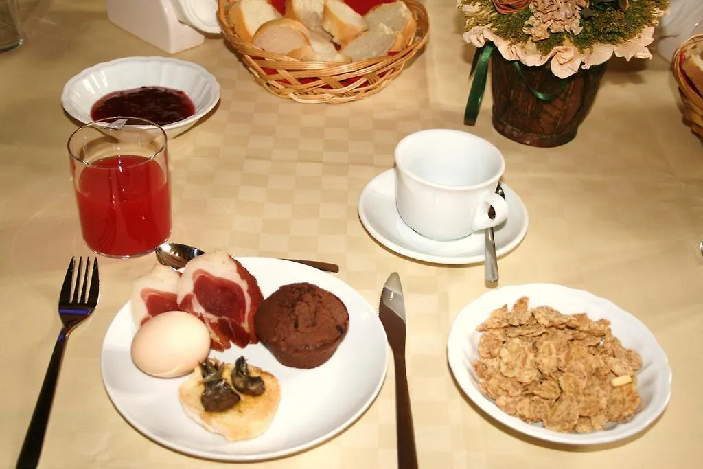 Farm stay Antico Casolare Villa San Gimignano